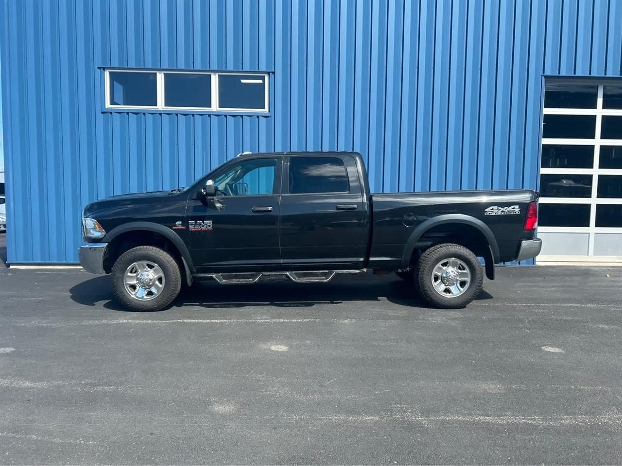 RAM 2500 Tradesman Crew Cab SWB 4WD 2018