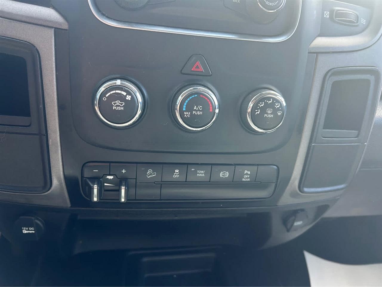 RAM 2500 Tradesman Crew Cab SWB 4WD 2018