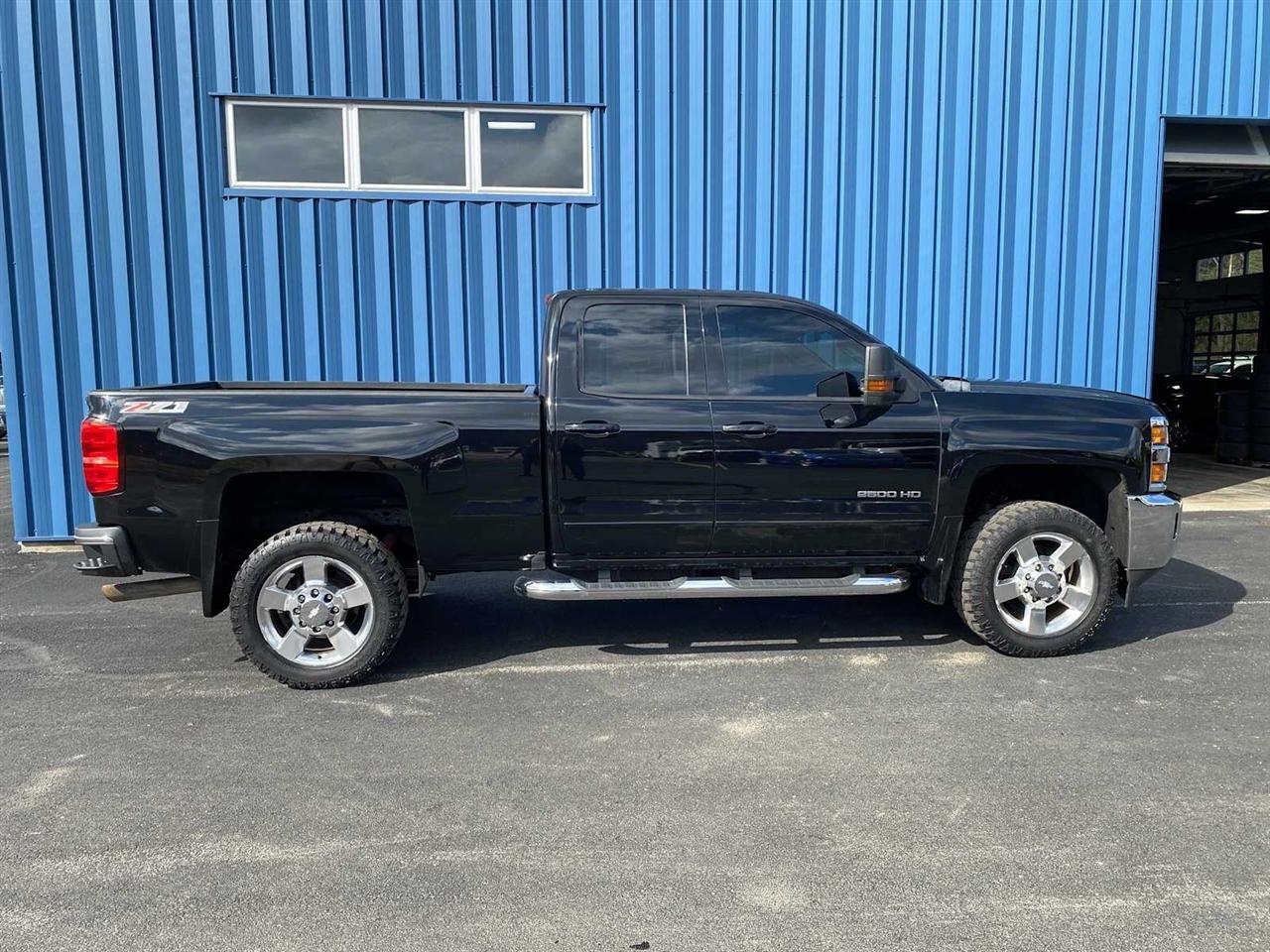 Chevrolet Silverado 2500HD LT Double Cab 4WD 2016