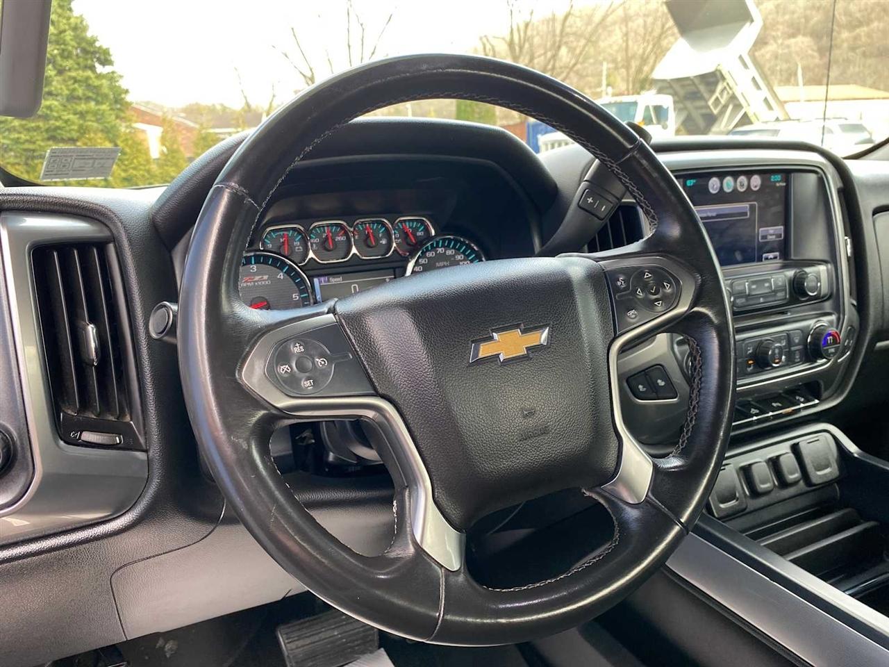 Chevrolet Silverado 2500HD LT Double Cab 4WD 2016