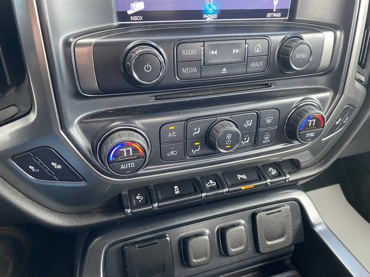 Chevrolet Silverado 2500HD LT Double Cab 4WD 2016