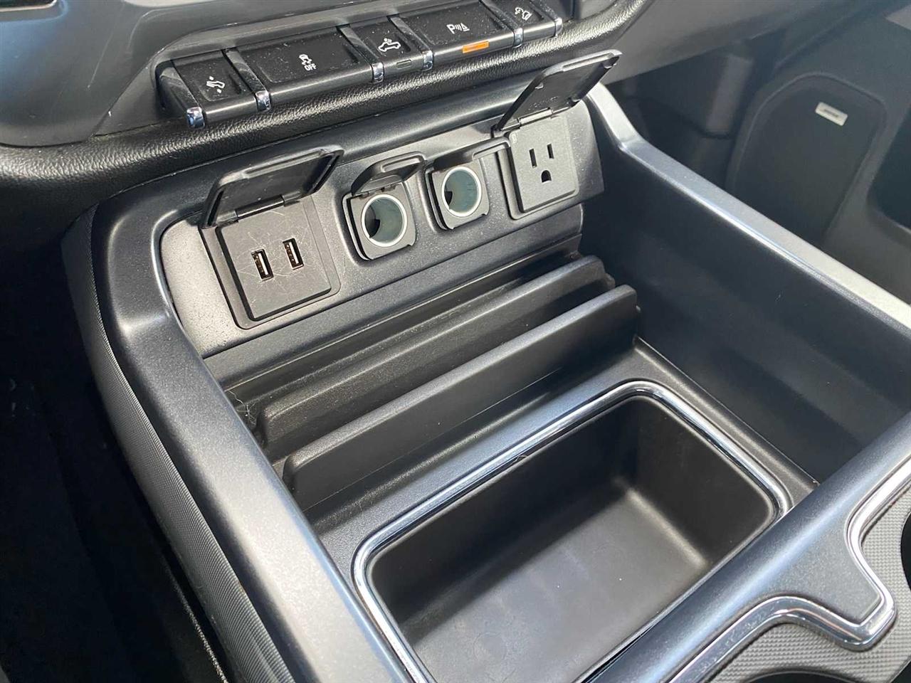 Chevrolet Silverado 2500HD LT Double Cab 4WD 2016