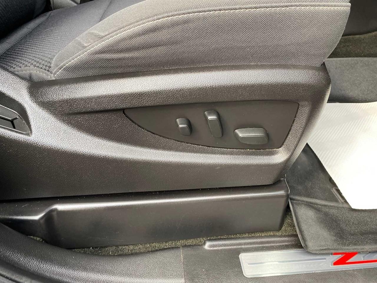 Chevrolet Silverado 2500HD LT Double Cab 4WD 2016