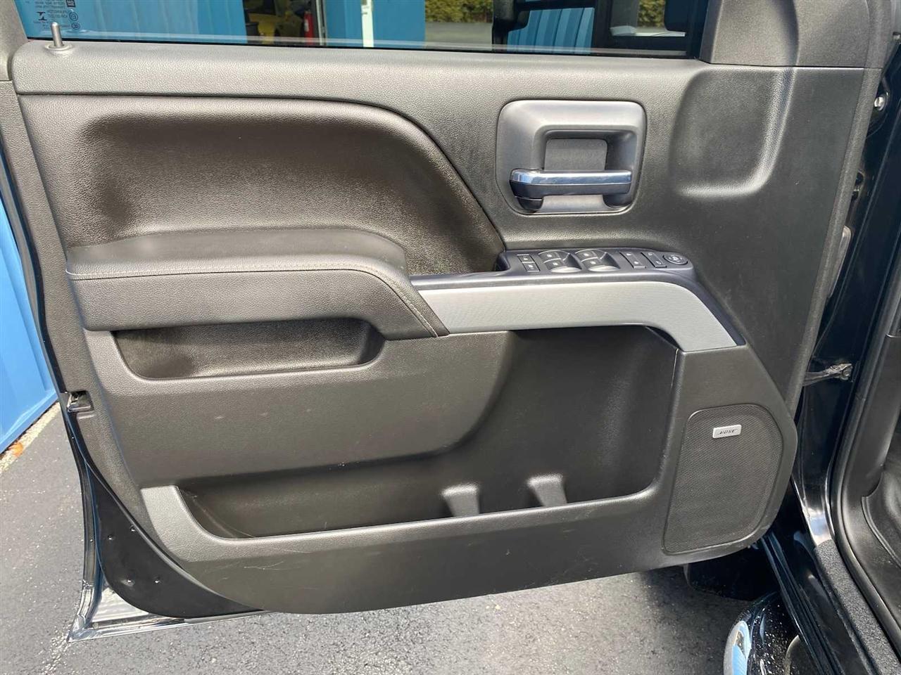 Chevrolet Silverado 2500HD LT Double Cab 4WD 2016