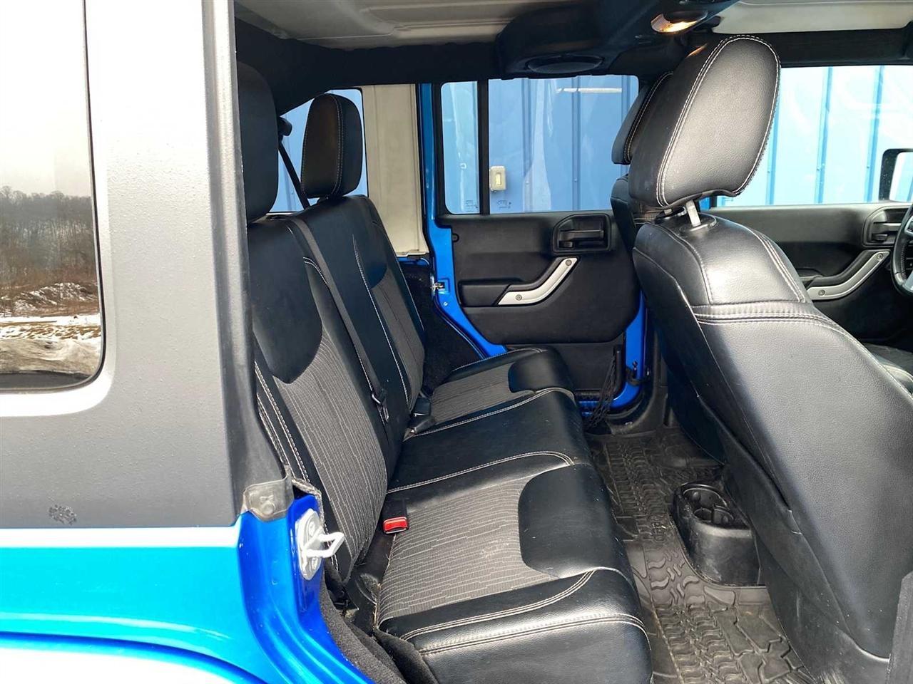 Jeep Wrangler Unlimited Sport 4WD 2014