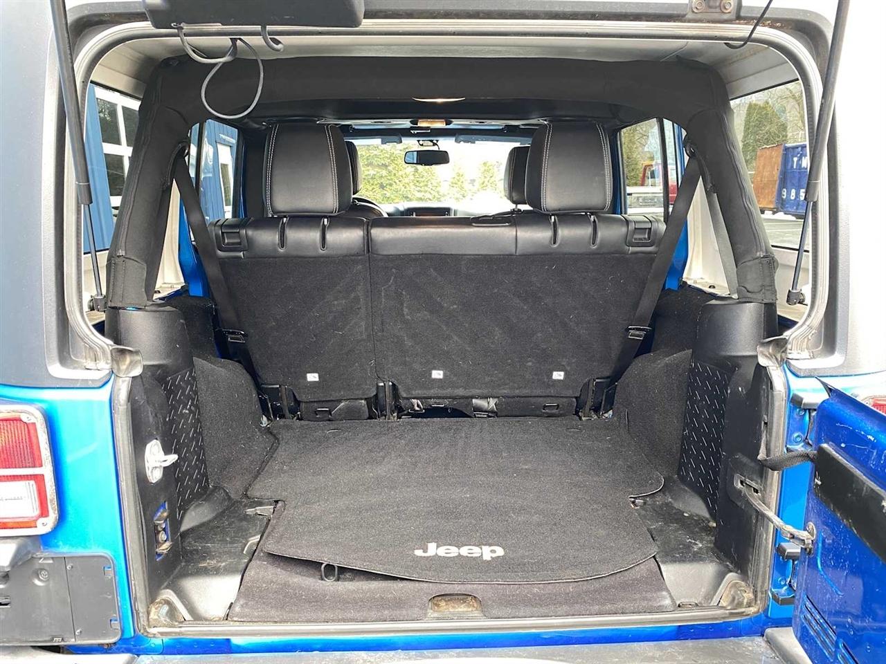 Jeep Wrangler Unlimited Sport 4WD 2014