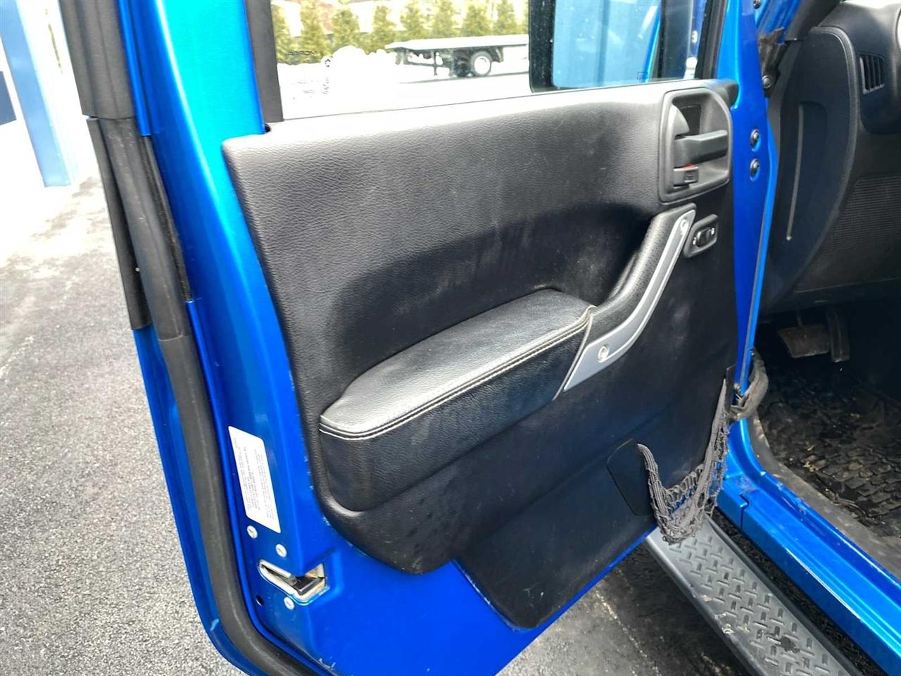 Jeep Wrangler Unlimited Sport 4WD 2014