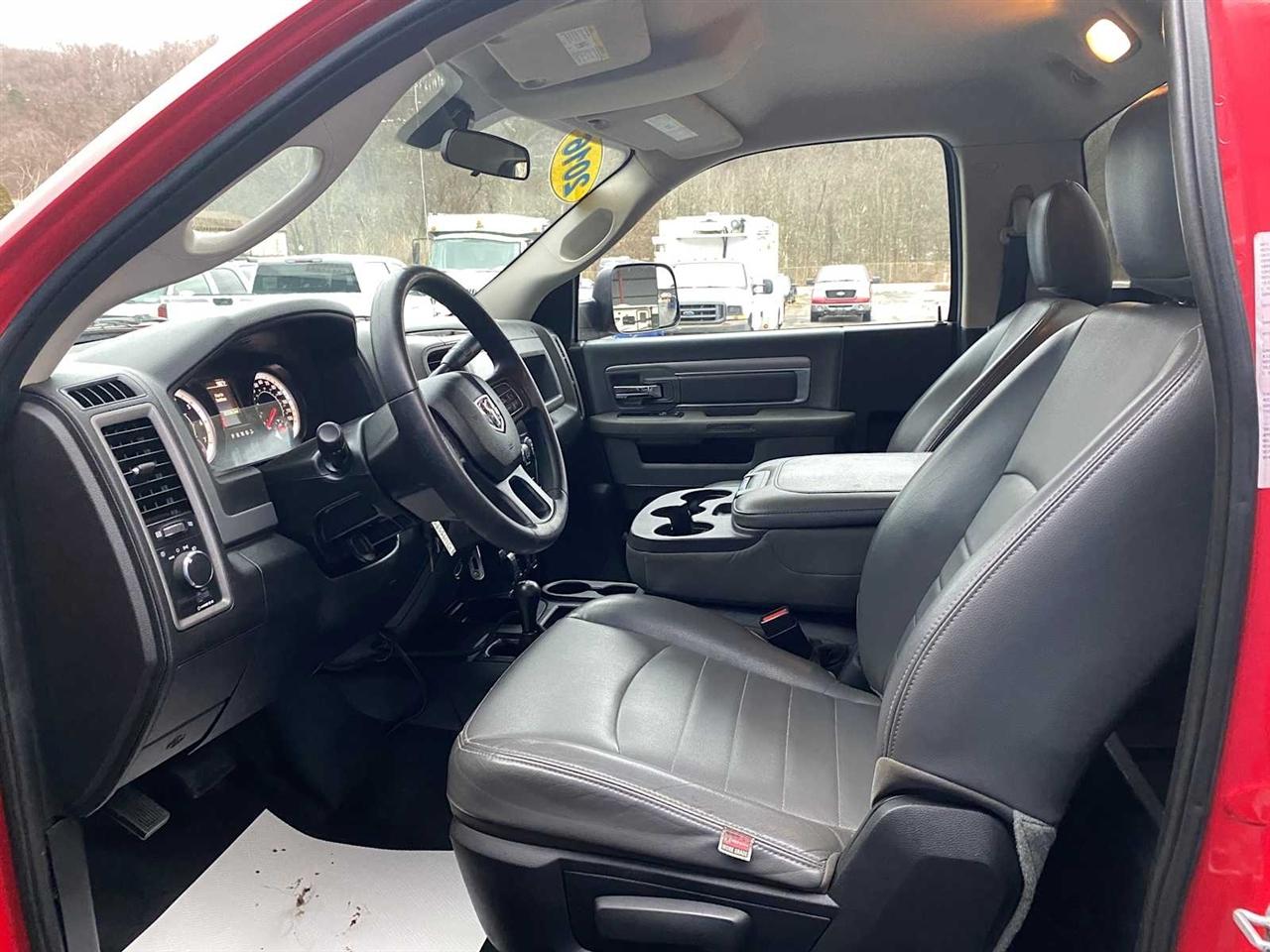 RAM 5500 Regular Cab 4WD DRW 2016
