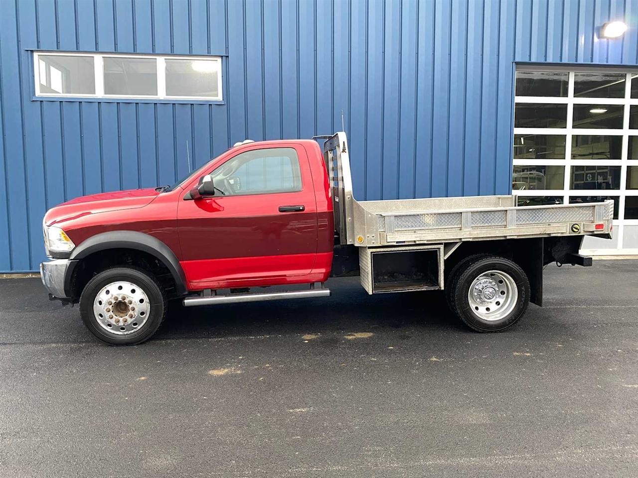 RAM 5500 Regular Cab 4WD DRW 2016