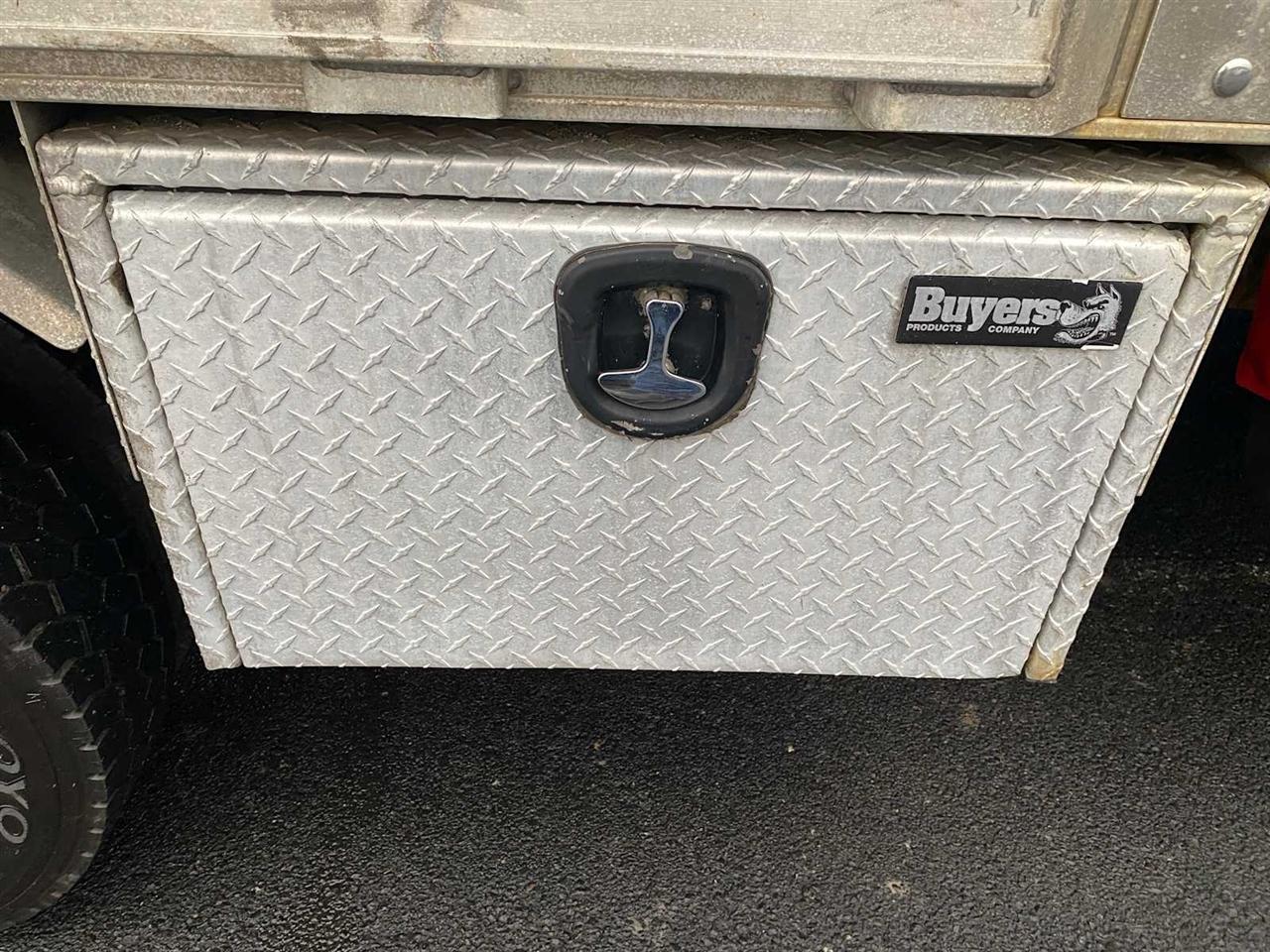 RAM 5500 Regular Cab 4WD DRW 2016