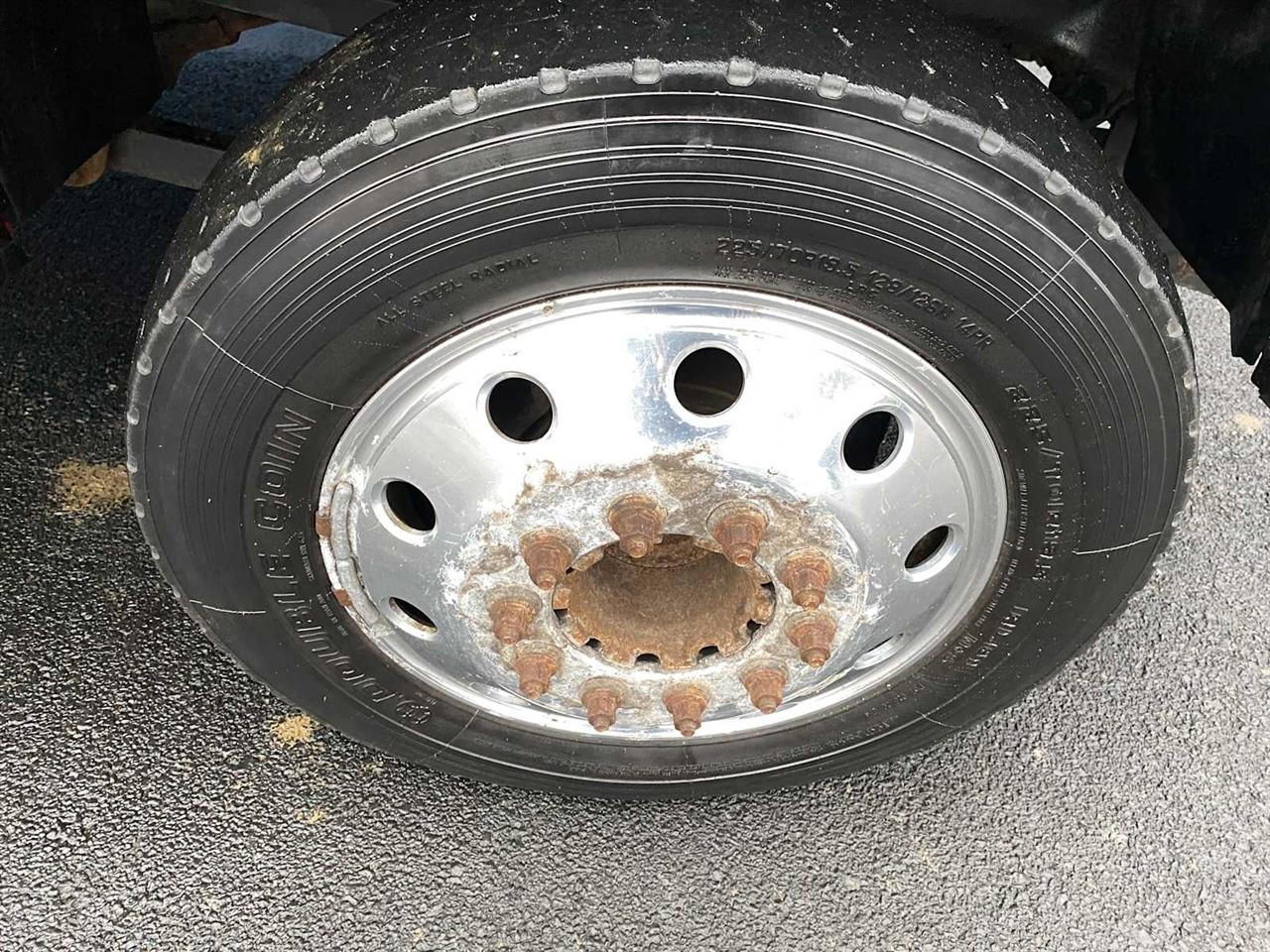 RAM 5500 Regular Cab 4WD DRW 2016