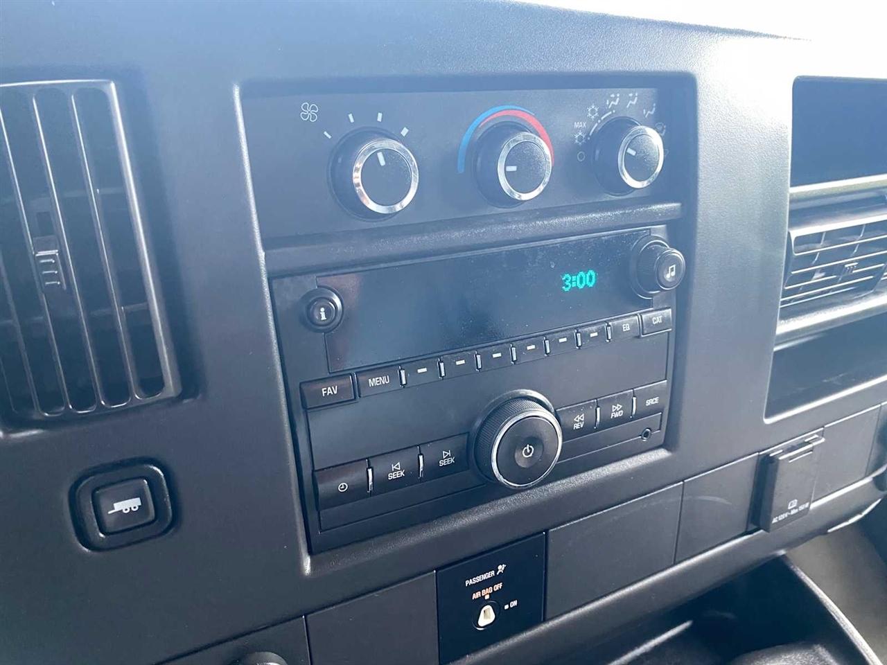 GMC Savana G3500 2015