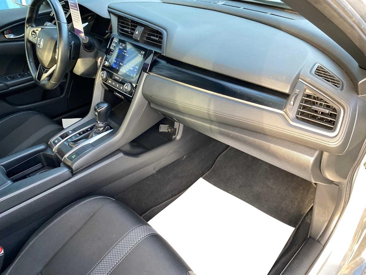 Honda Civic Sport Hatchback CVT 2021