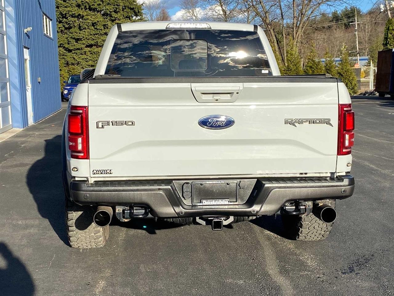 Ford F-150 Raptor SuperCrew 4WD 2017