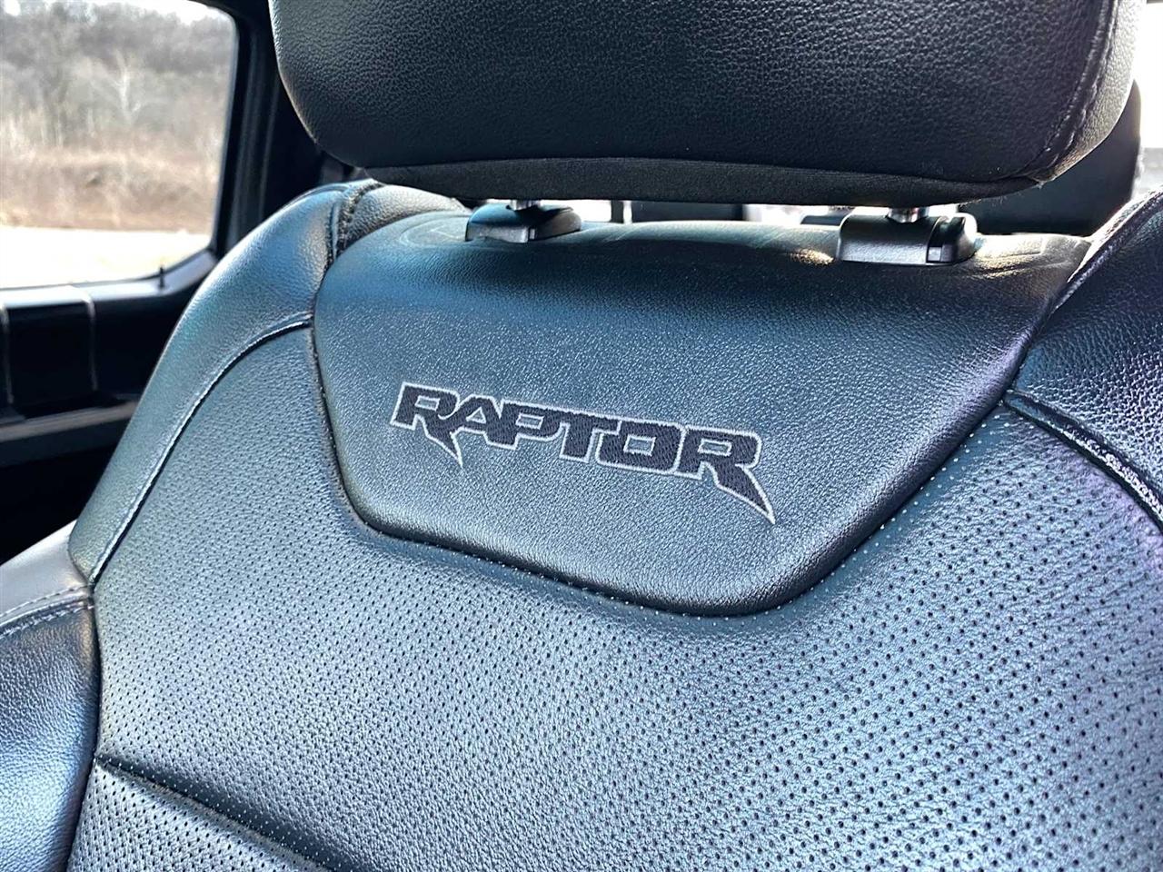 Ford F-150 Raptor SuperCrew 4WD 2017