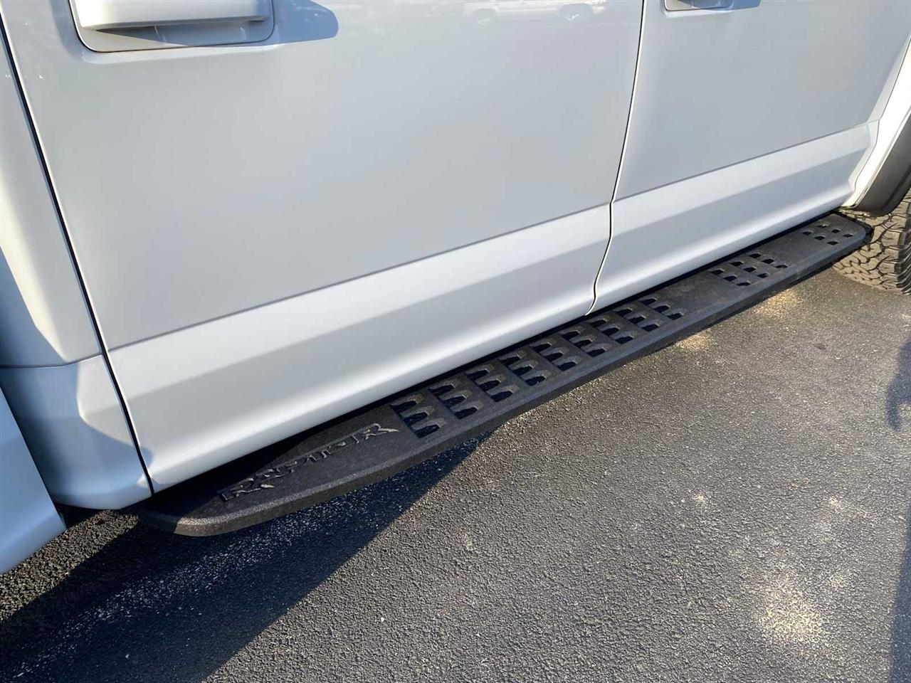 Ford F-150 Raptor SuperCrew 4WD 2017