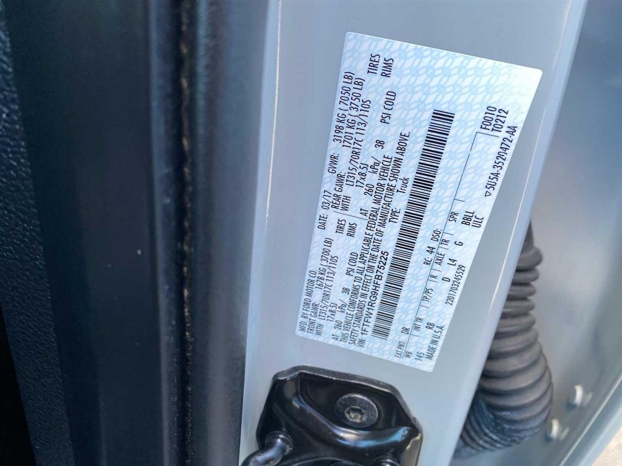 Ford F-150 Raptor SuperCrew 4WD 2017