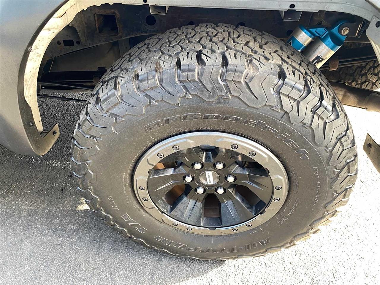 Ford F-150 Raptor SuperCrew 4WD 2017