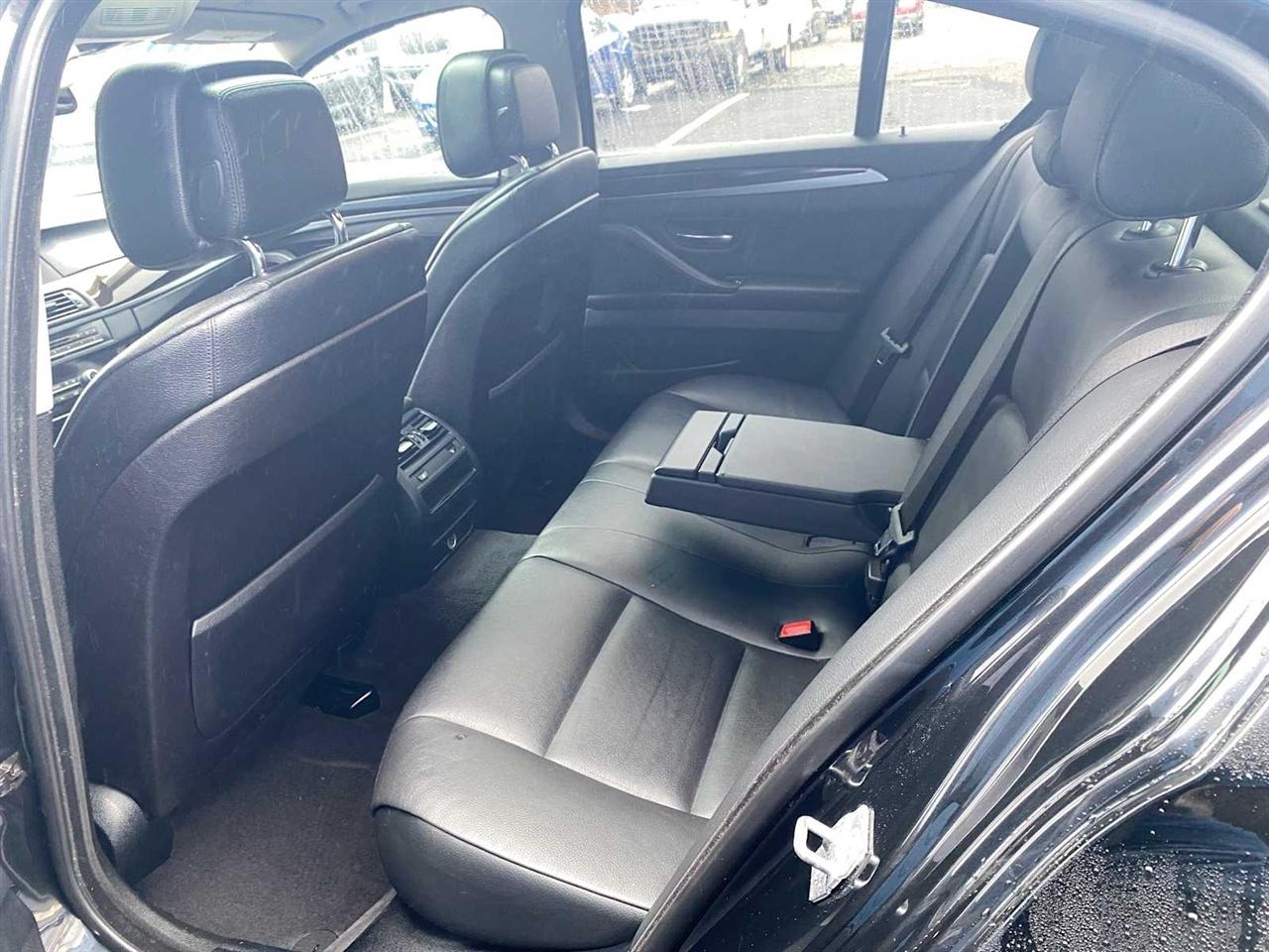 BMW 5-Series 535i xDrive 2013