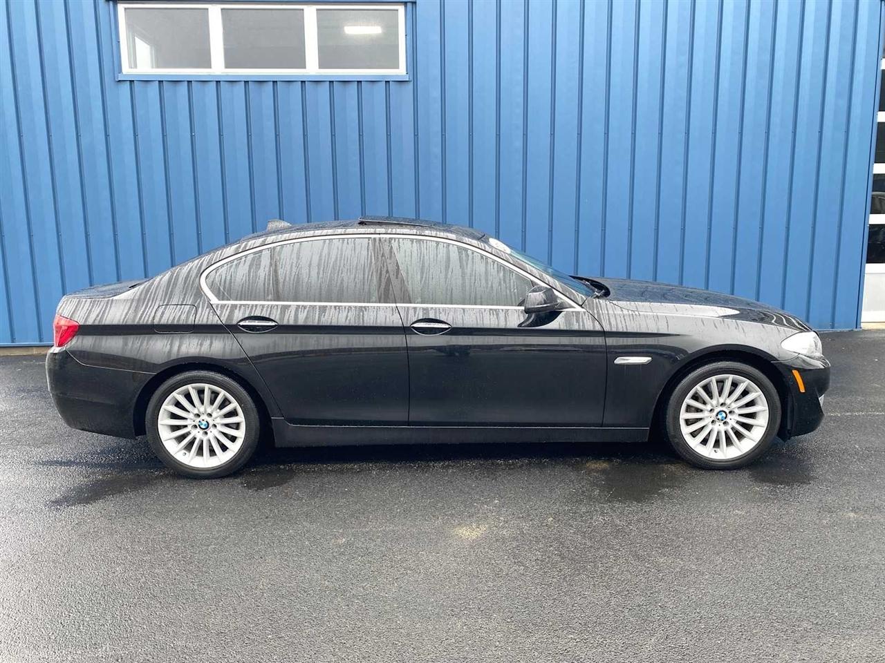 BMW 5-Series 535i xDrive 2013