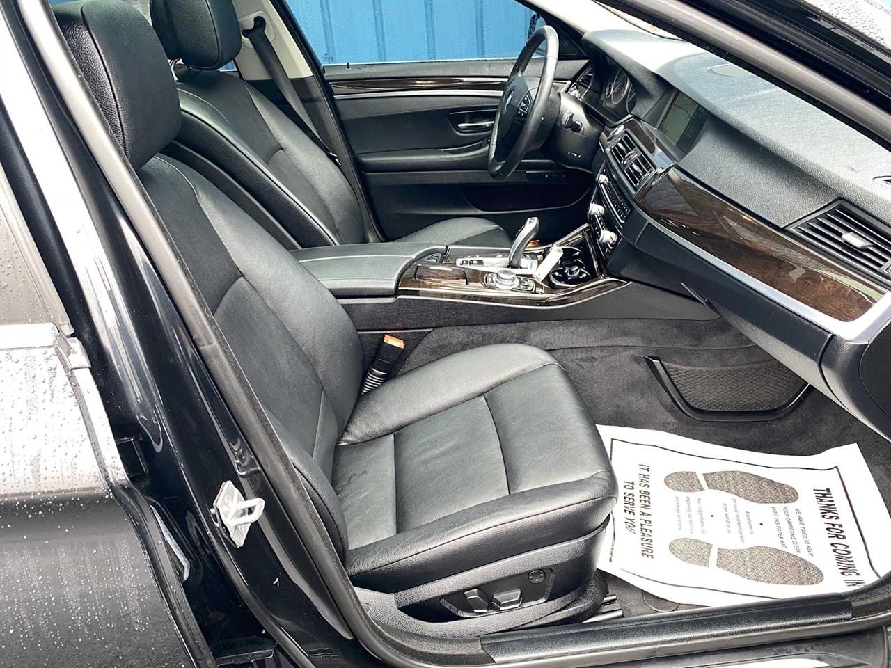 BMW 5-Series 535i xDrive 2013