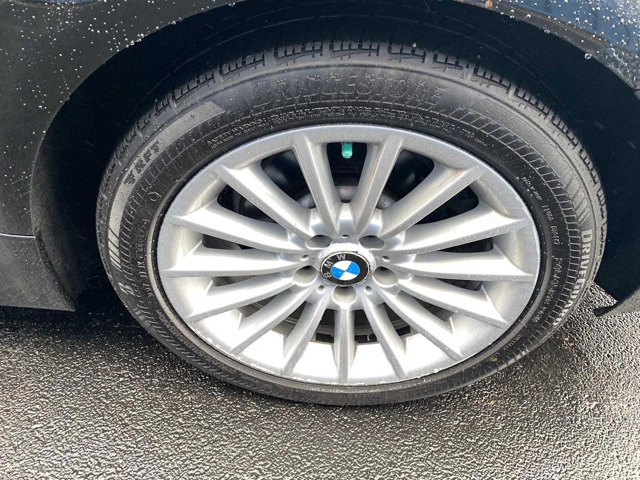 BMW 5-Series 535i xDrive 2013