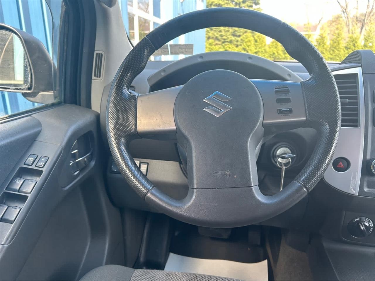 Suzuki Equator Sport Crew Cab LWB 4WD 2009