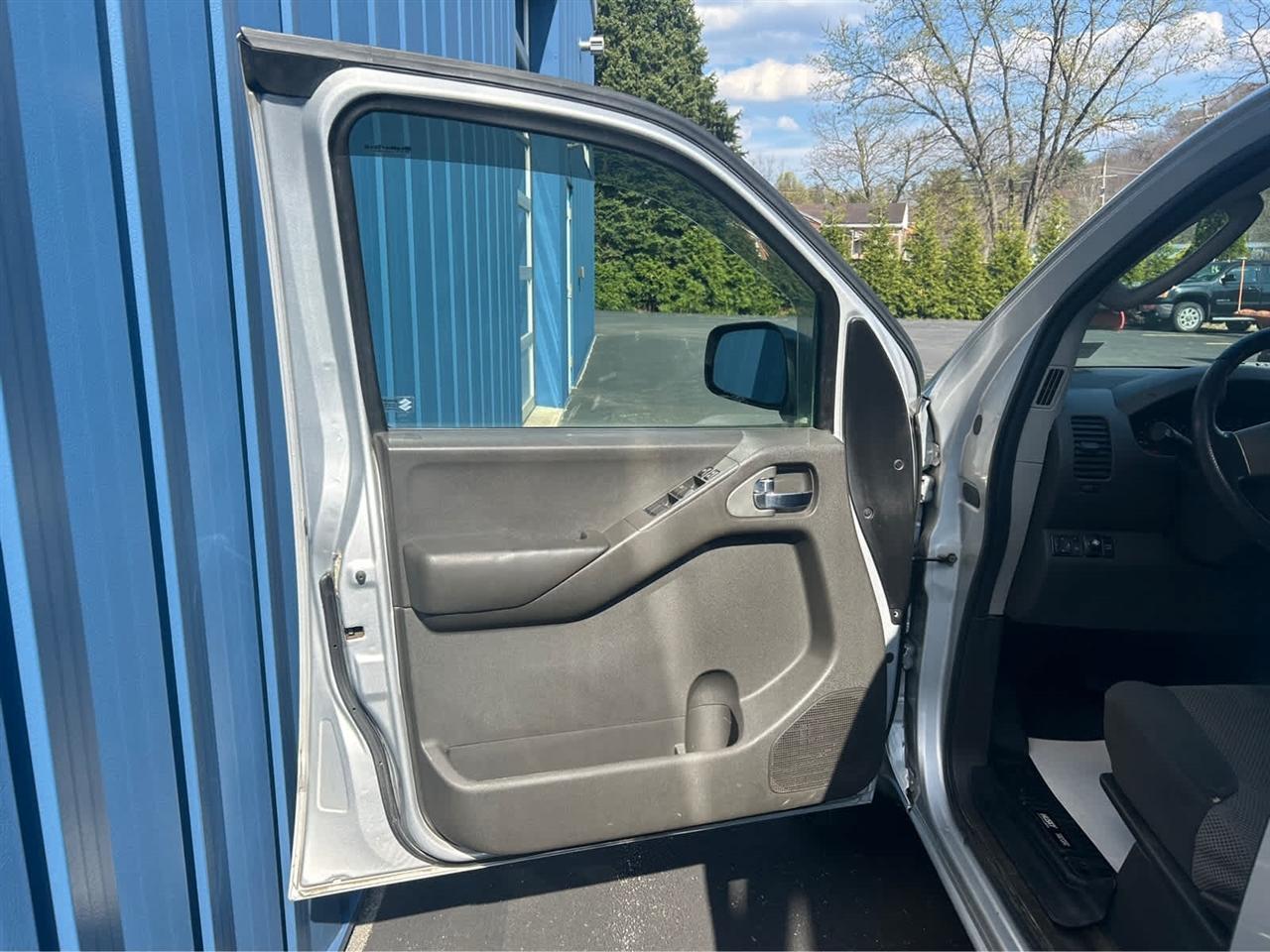 Suzuki Equator Sport Crew Cab LWB 4WD 2009