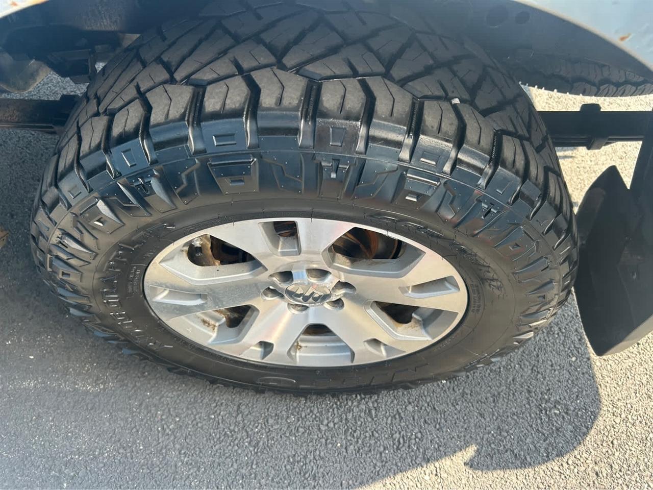 Suzuki Equator Sport Crew Cab LWB 4WD 2009