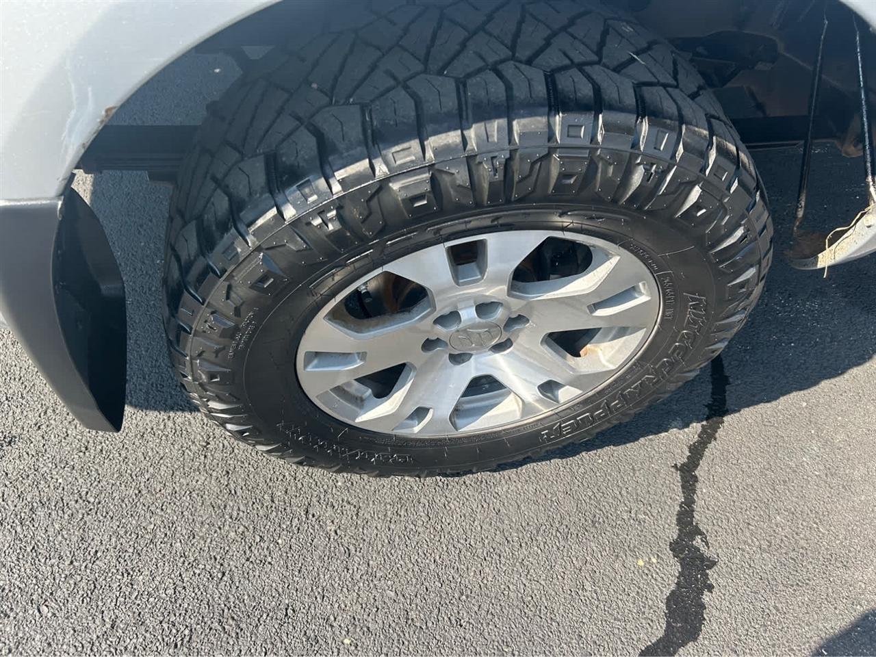 Suzuki Equator Sport Crew Cab LWB 4WD 2009