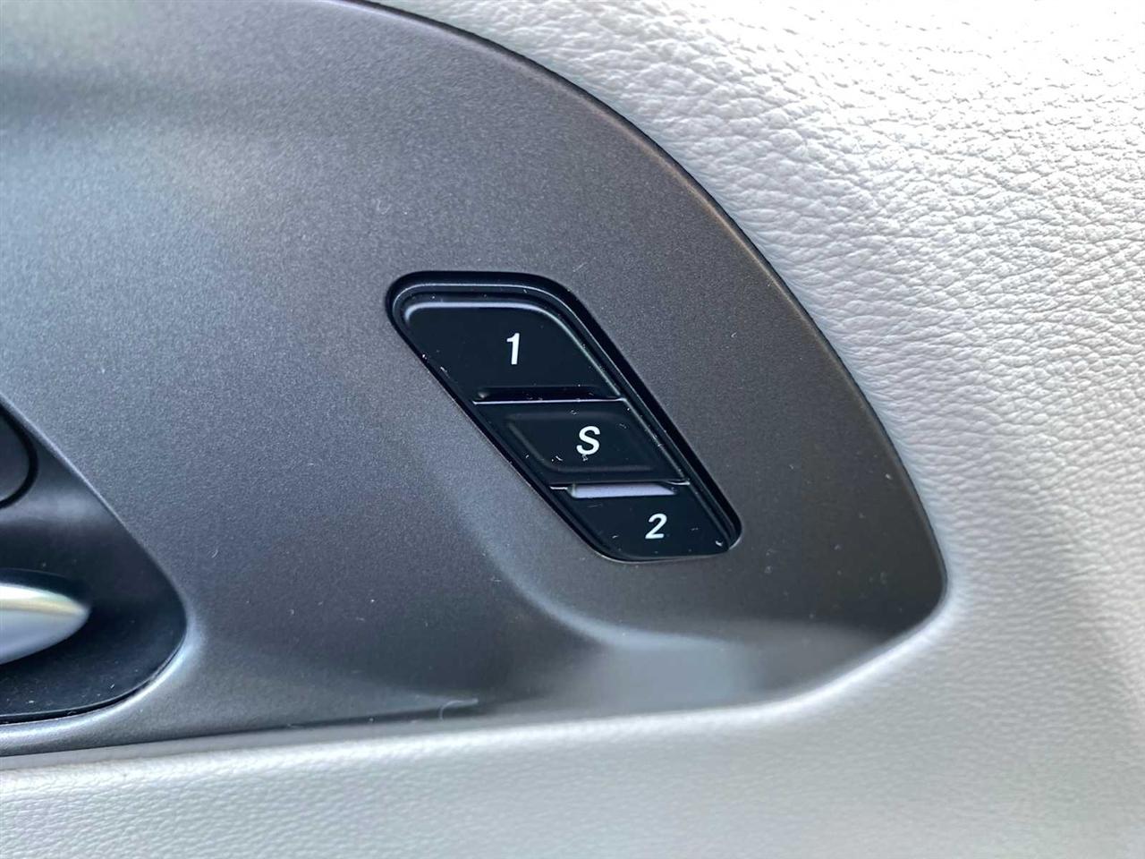 Chrysler Pacifica Touring L 2023