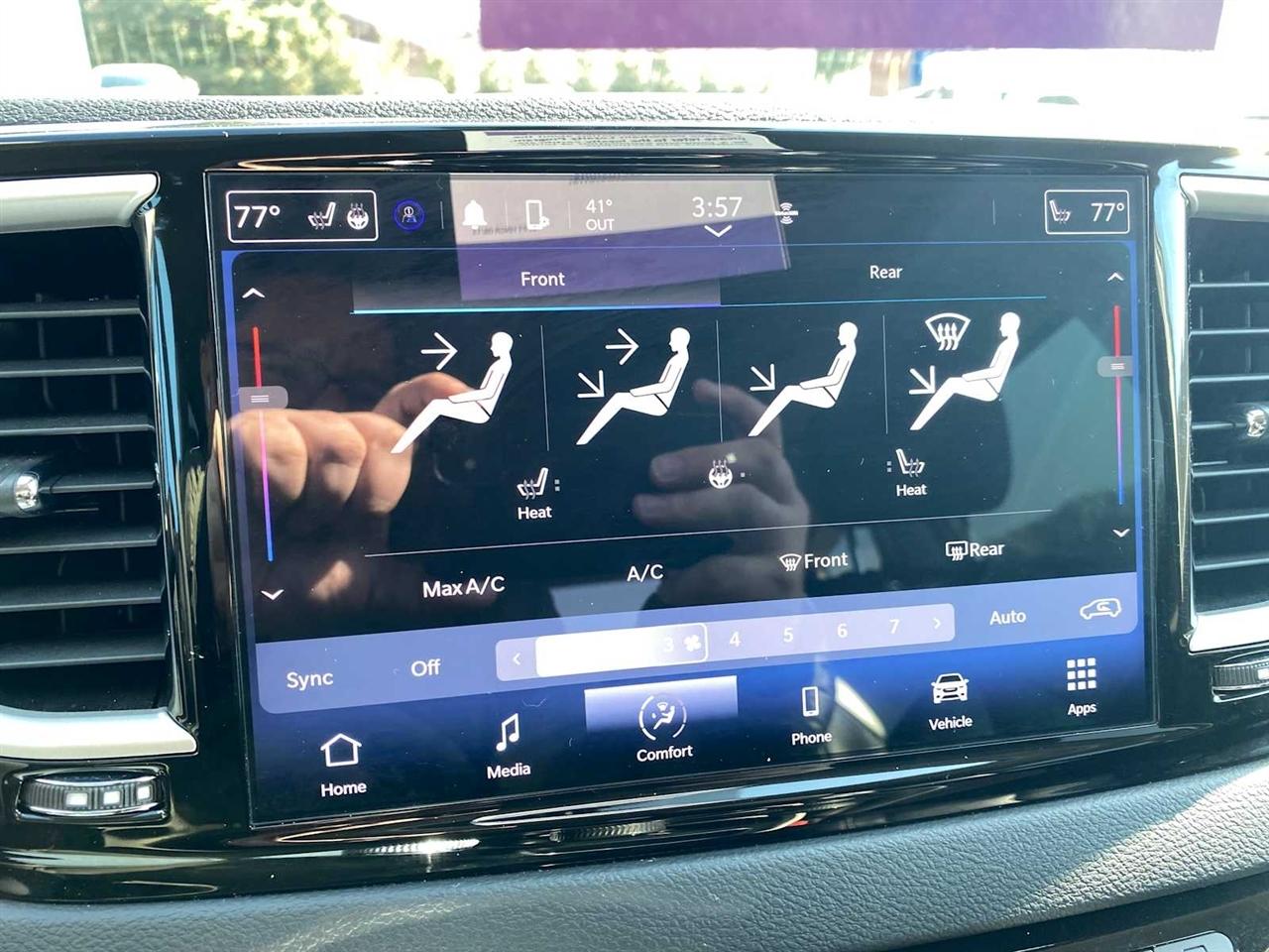Chrysler Pacifica Touring L 2023