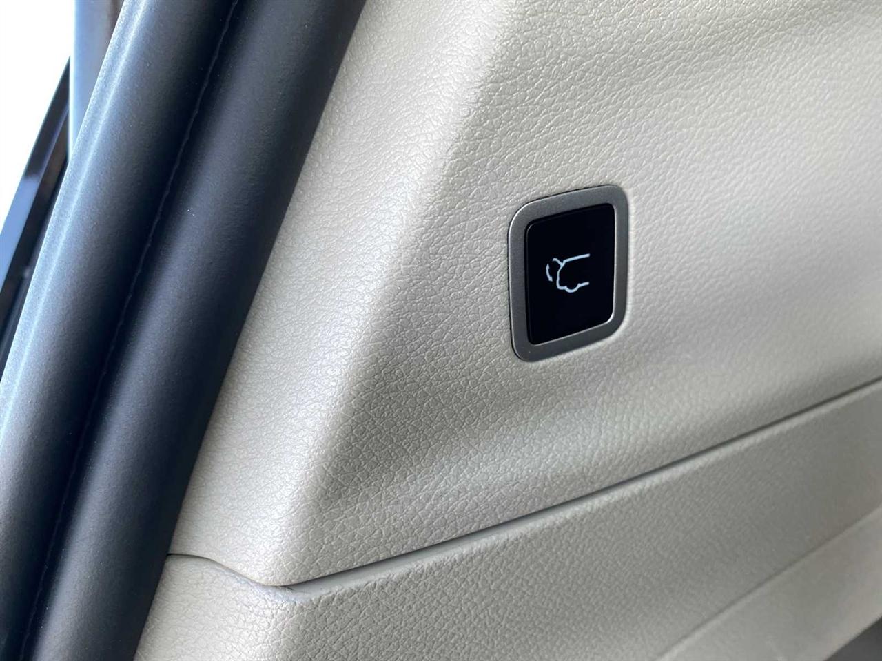 Chrysler Pacifica Touring L 2023