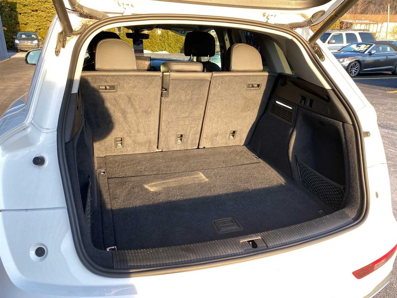 Audi Q5 2.0T Premium Plus quattro 2021