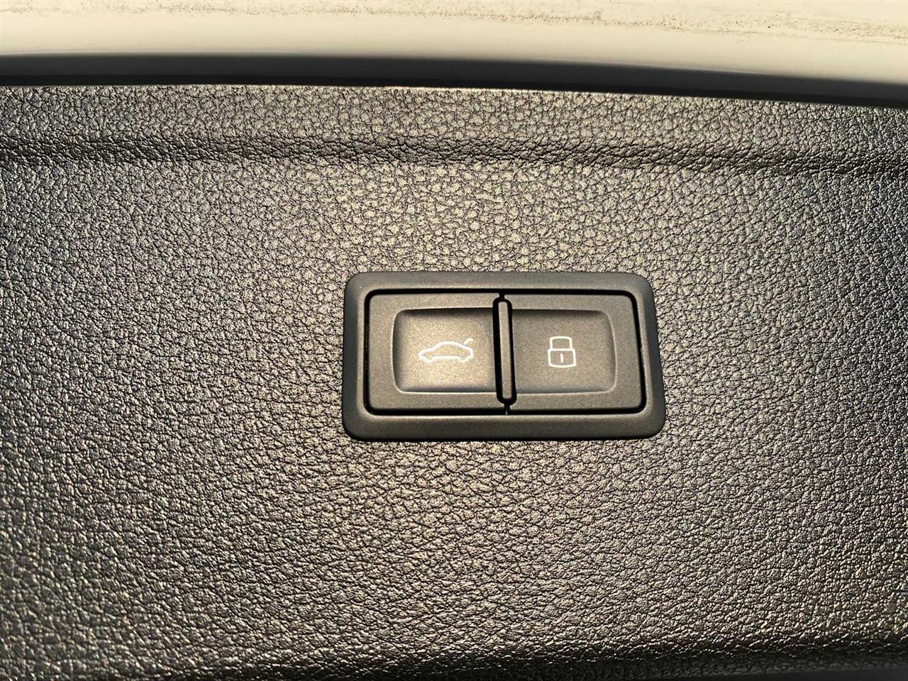 Audi Q5 2.0T Premium Plus quattro 2021