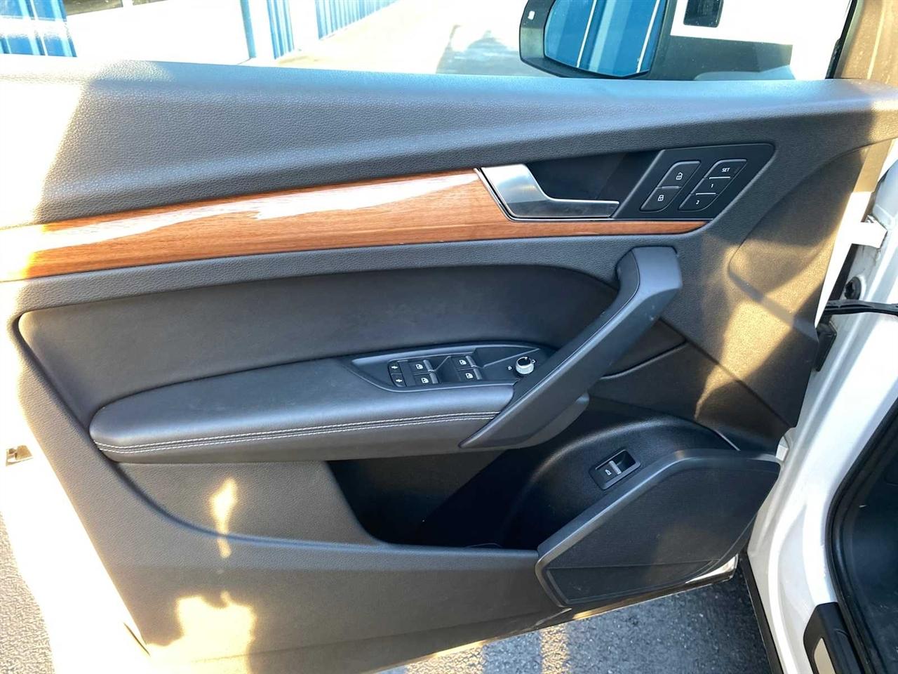 Audi Q5 2.0T Premium Plus quattro 2021