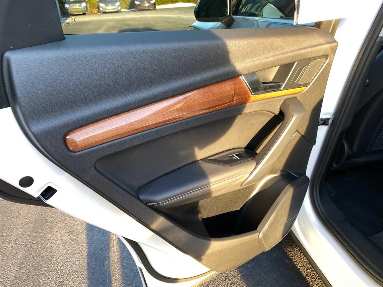 Audi Q5 2.0T Premium Plus quattro 2021