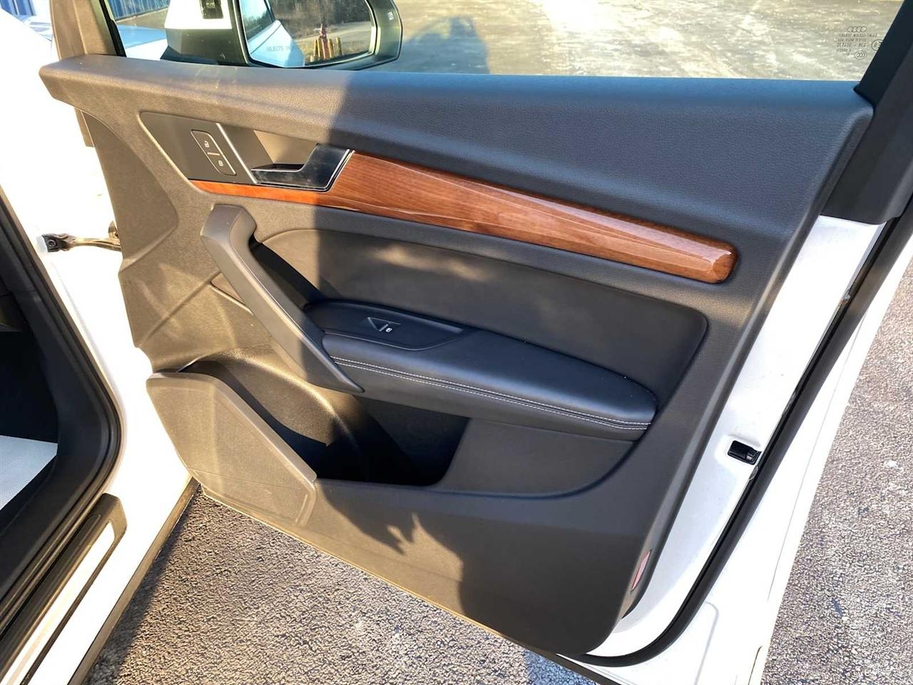 Audi Q5 2.0T Premium Plus quattro 2021