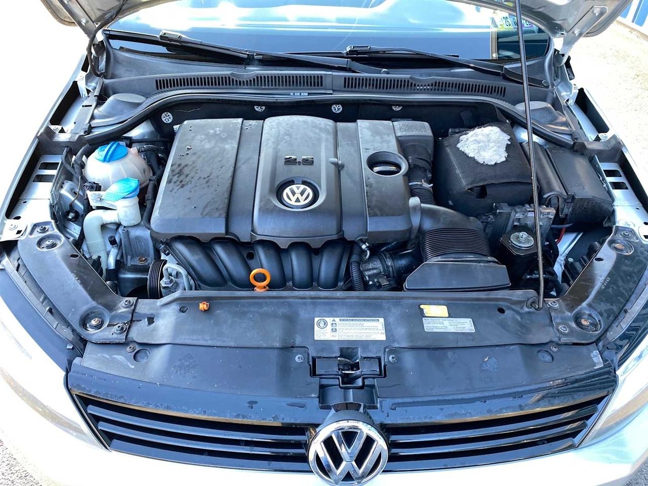 Volkswagen Jetta SE 2012
