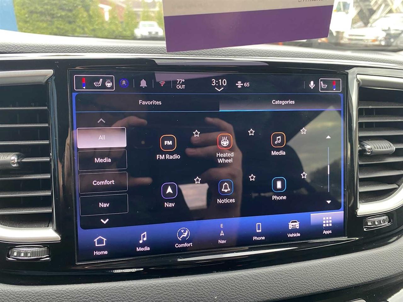 Chrysler Voyager LX 2024