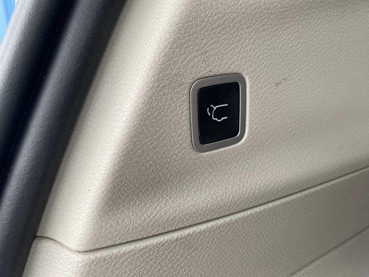 Chrysler Voyager LX 2024