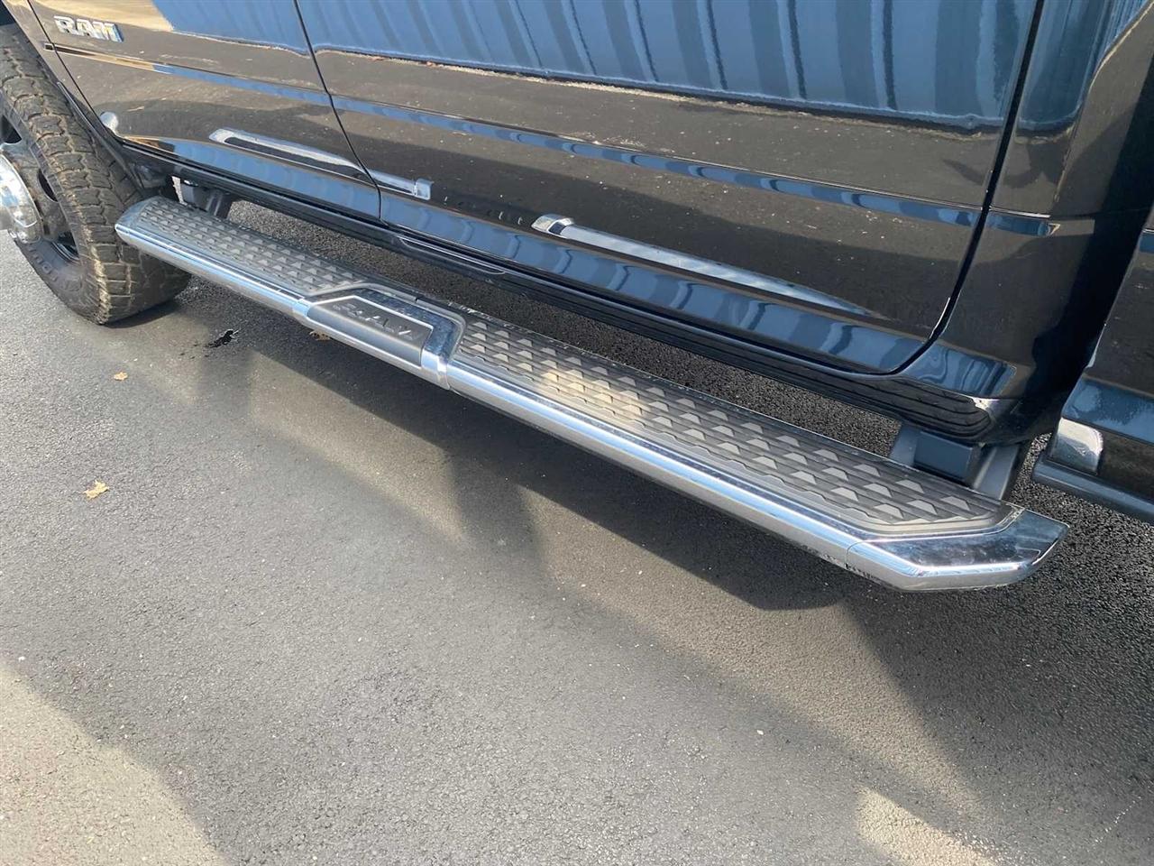 RAM 3500 Big Horn Crew Cab LWB 4WD DRW 2022