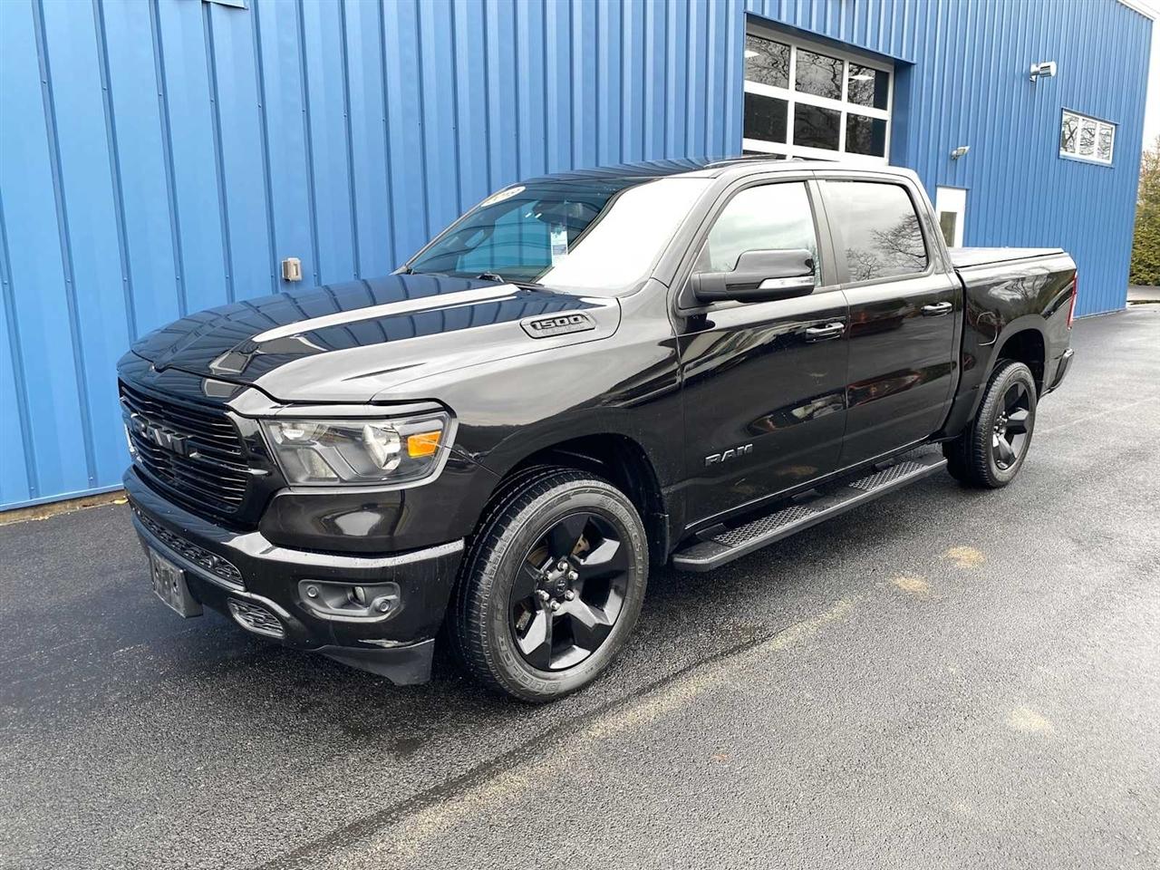 RAM 1500 Big Horn Crew Cab SWB 4WD 2019