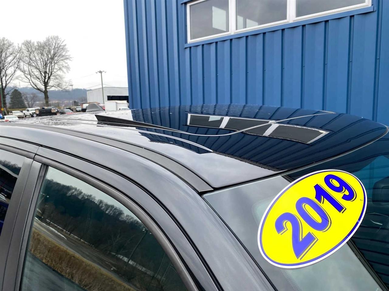 RAM 1500 Big Horn Crew Cab SWB 4WD 2019