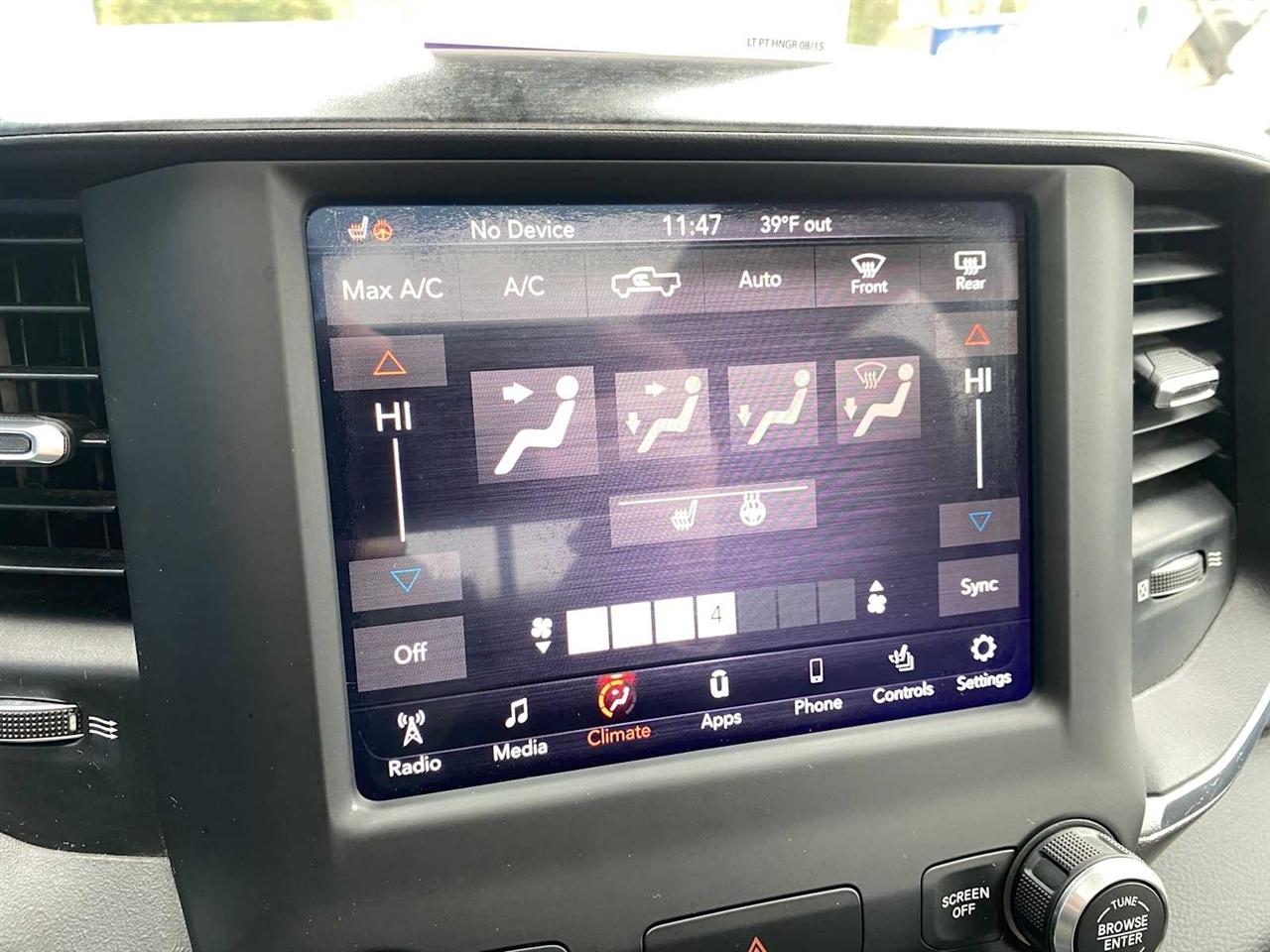 RAM 1500 Big Horn Crew Cab SWB 4WD 2019