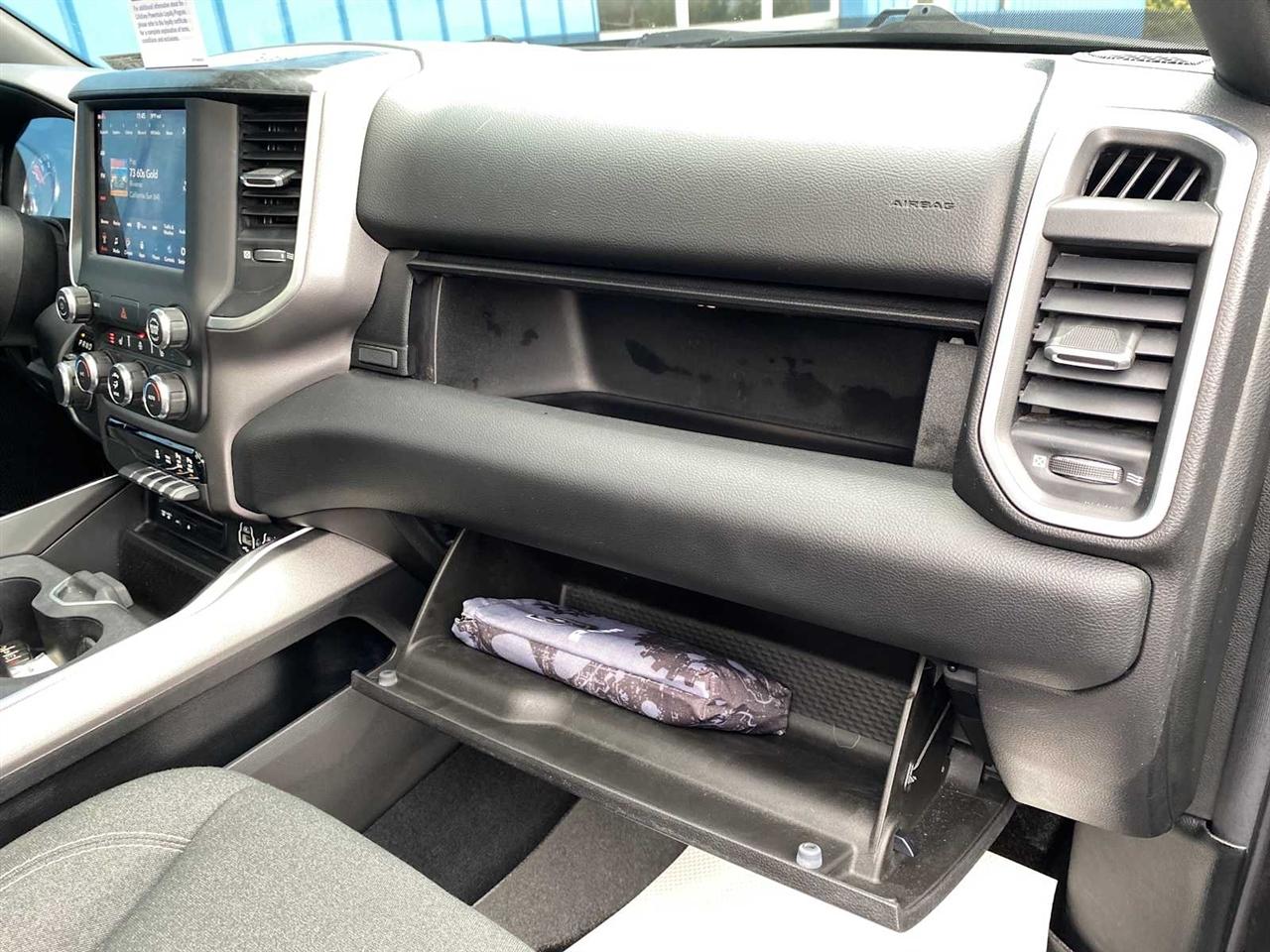 RAM 1500 Big Horn Crew Cab SWB 4WD 2019