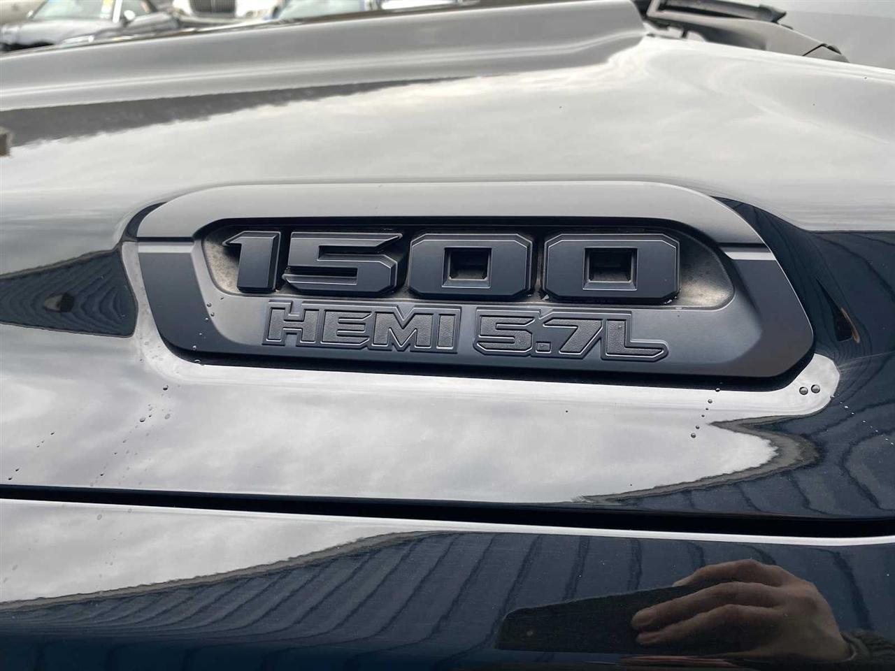 RAM 1500 Big Horn Crew Cab SWB 4WD 2019