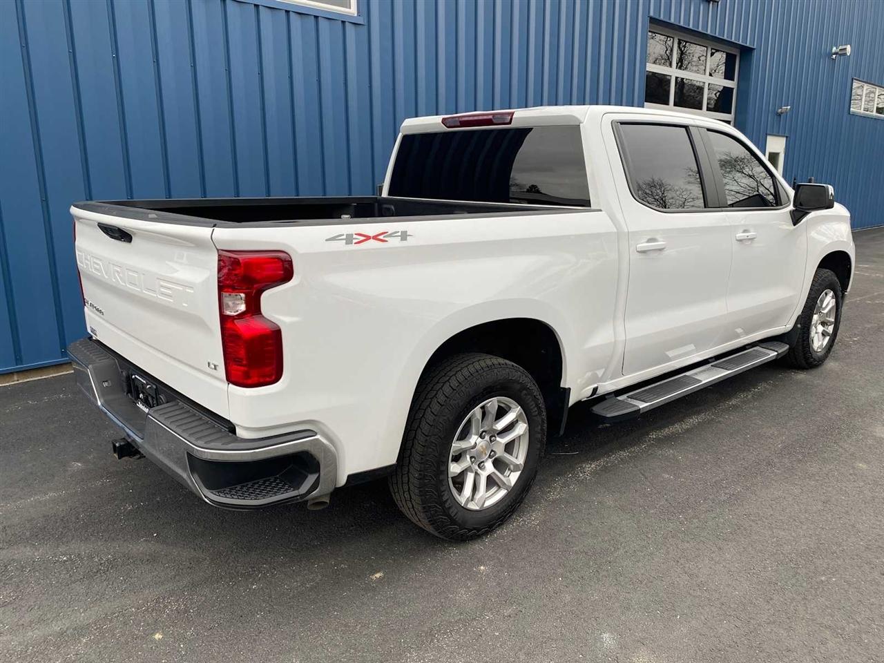 Chevrolet Silverado 1500 LT Crew Cab 4WD 2023