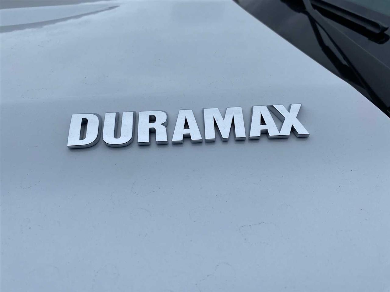 Chevrolet Silverado 1500 LT Crew Cab 4WD 2023