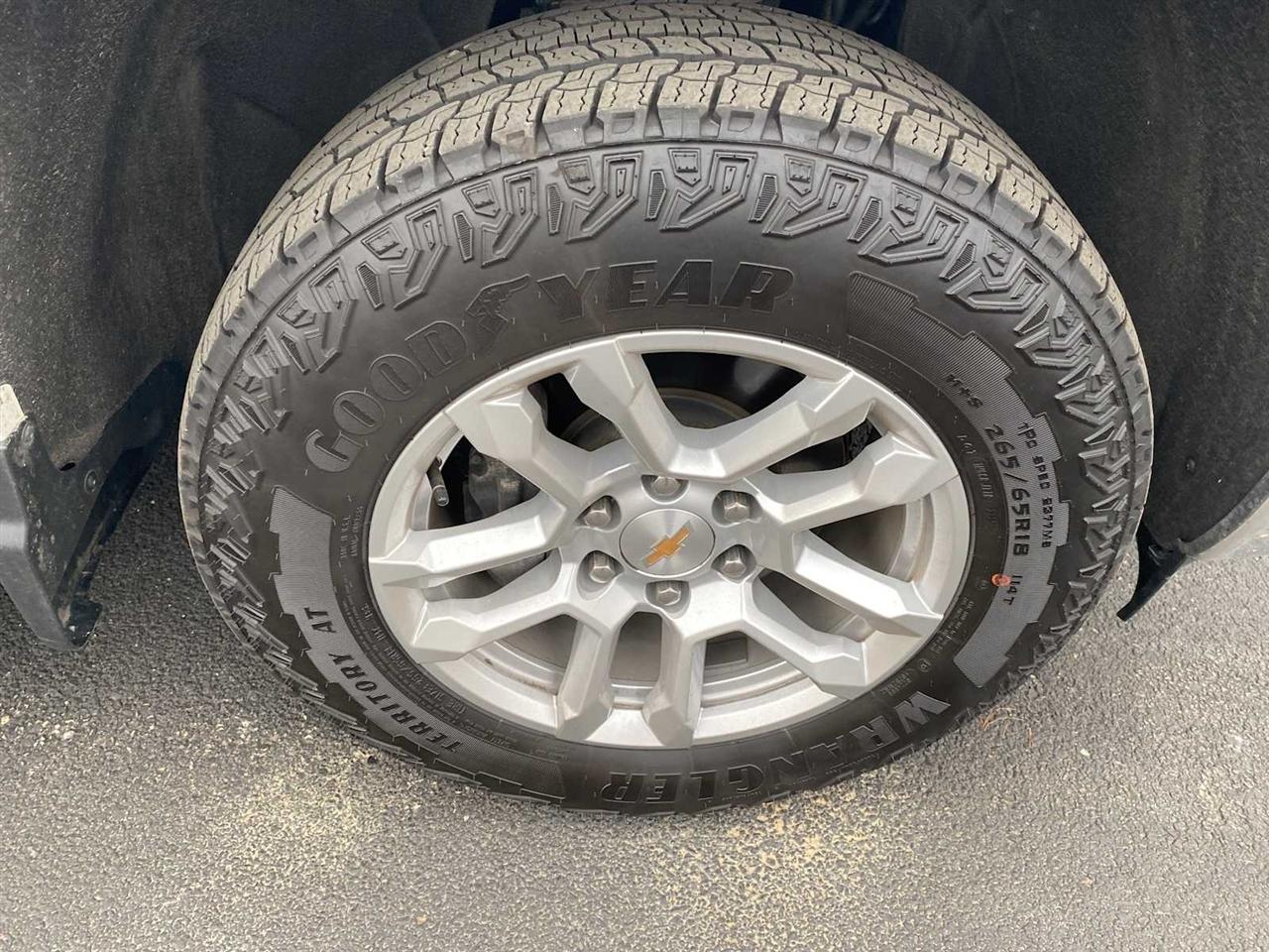 Chevrolet Silverado 1500 LT Crew Cab 4WD 2023